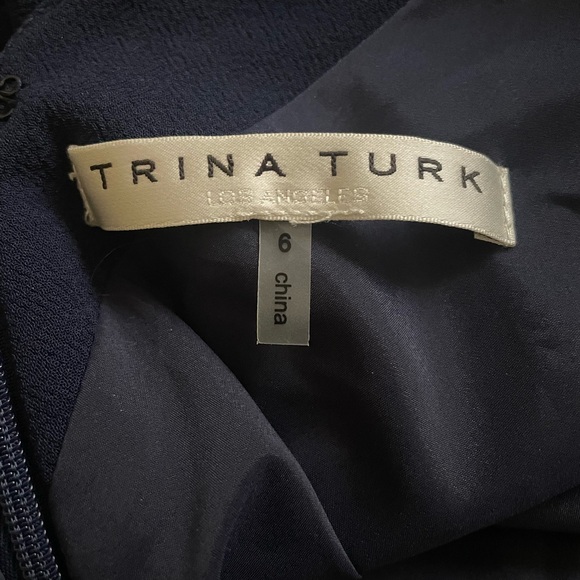 NWOT Trina Turk navy blue dress. Size 6. - Picture 3 of 5